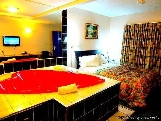 Villager Lodge Niagara Falls 2*,  Canada