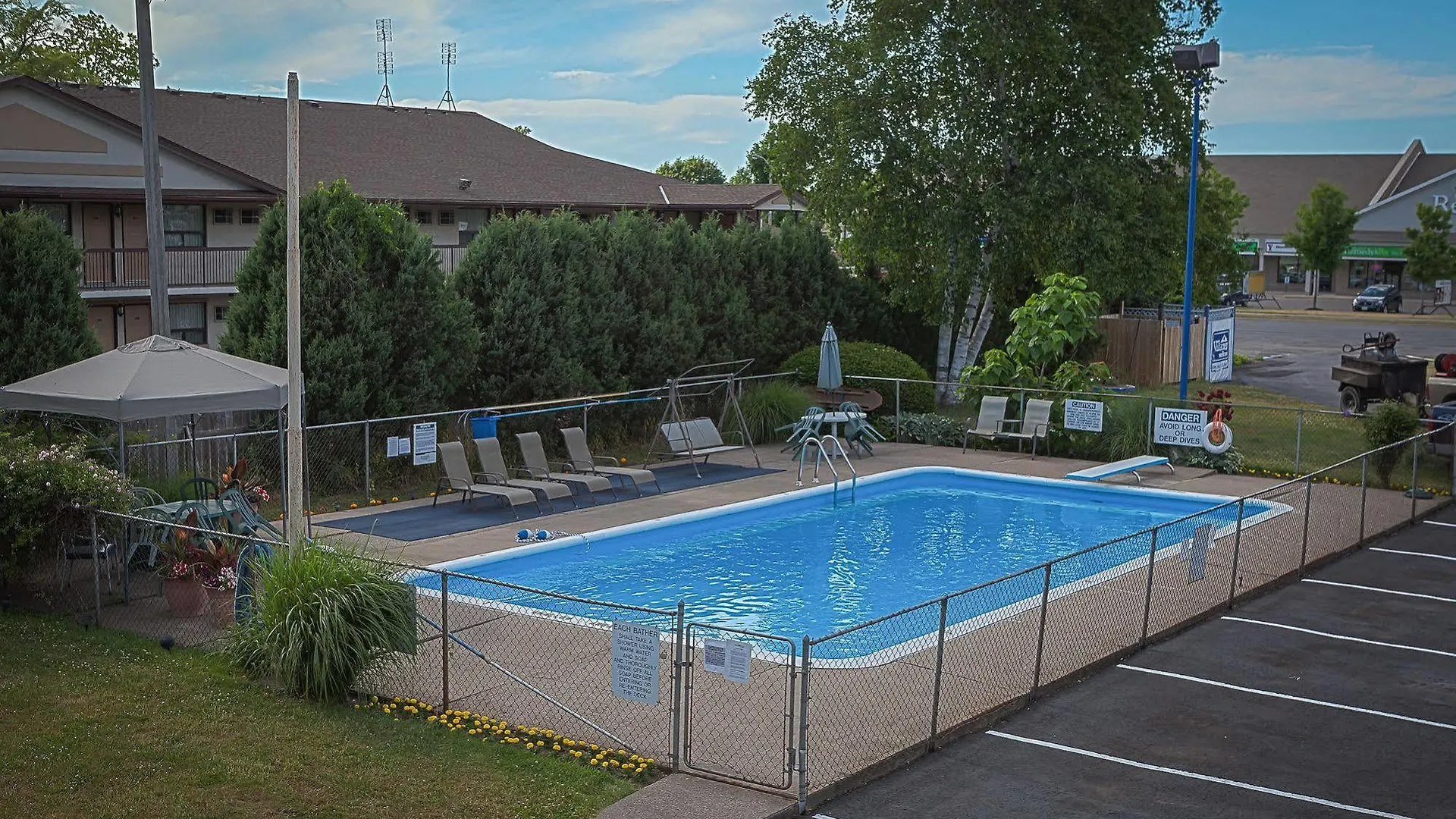 Villager Lodge Niagara Falls Hotel